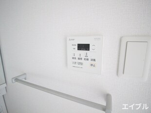 アジュール日吉町の物件内観写真